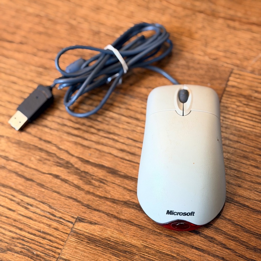 Microsoft Wheel Mouse Optical 1.1A Wired USB Computer Mouse‎ White X08-70400